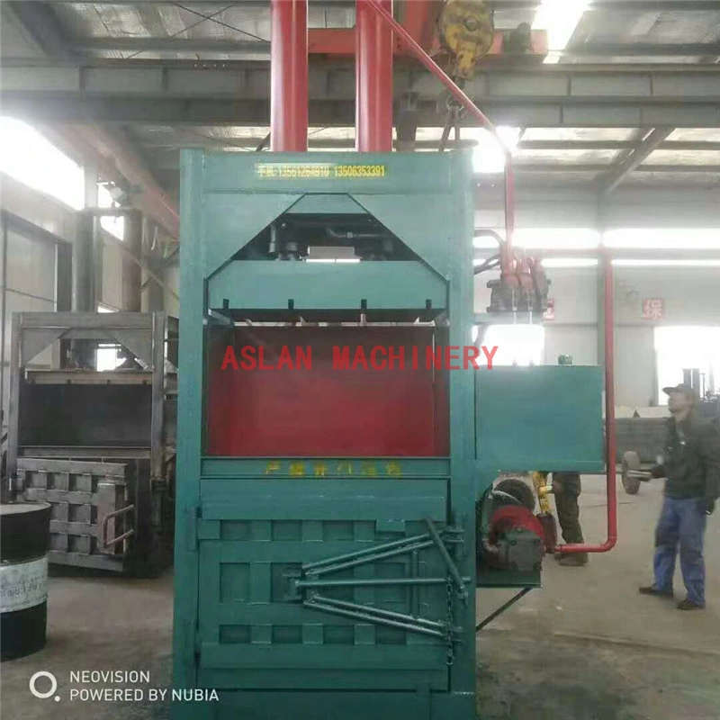 Compressing Machine for Plastic Pet Bottle / Automatic Hydraulic Baler Machine